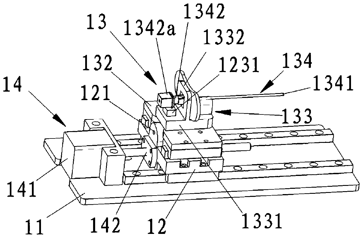 Auxiliary device for needle insertion of epidural anesthesia