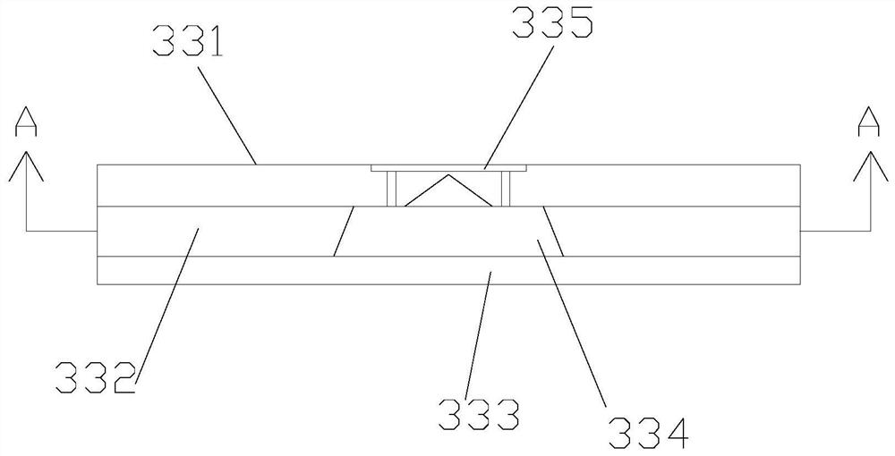 A method of automatic bait feeding and uniform discharge