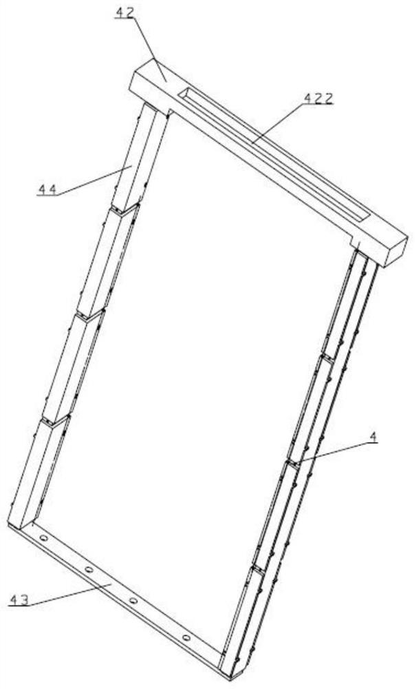 Beekeeping method using circulating combined frame beehive