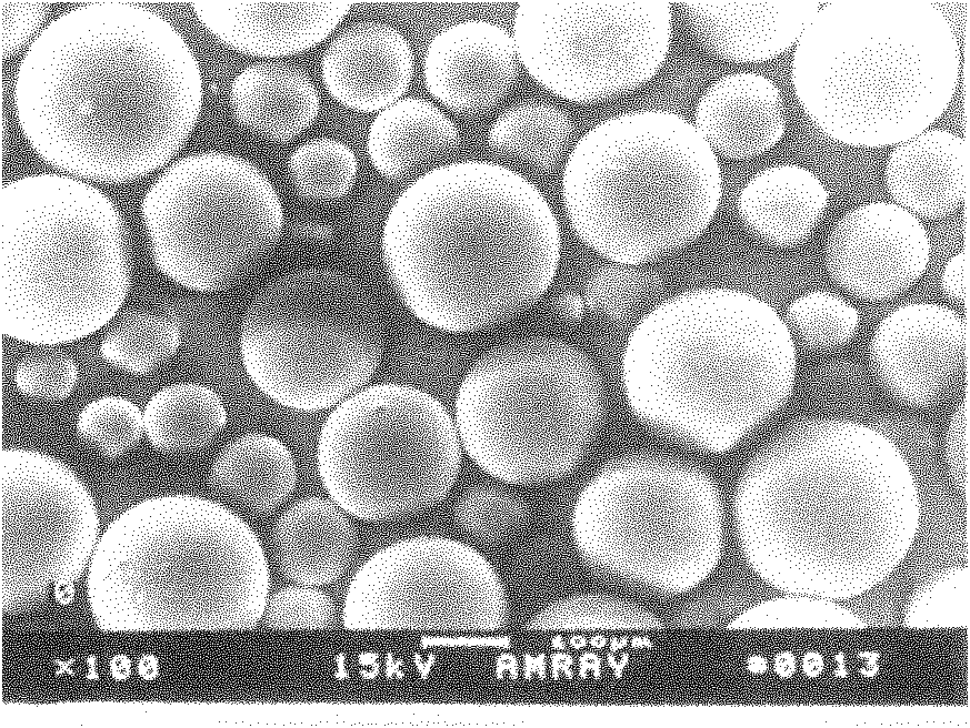 Method for preparing ultrafine high-purity SiO2 from volcanic ash