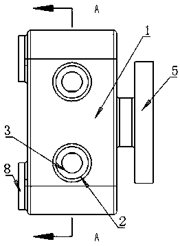 Special efficient lubricating device for electric vehicle connecting shaft