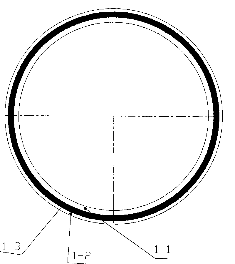 Wind turbine blade for large-scale wind generating set, and molding method thereof