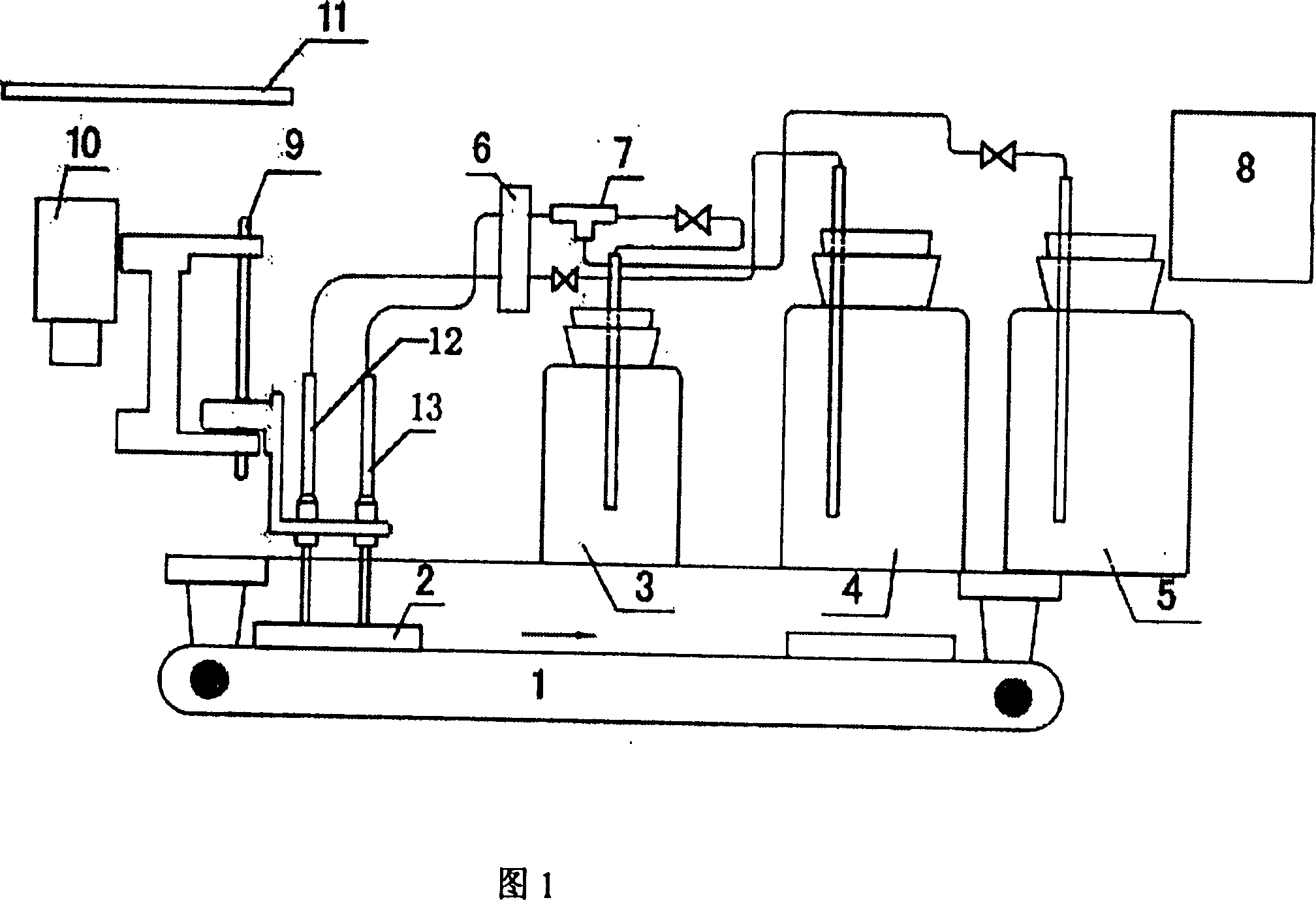 Liquid changing device for artificial skin production and cell culture engineering