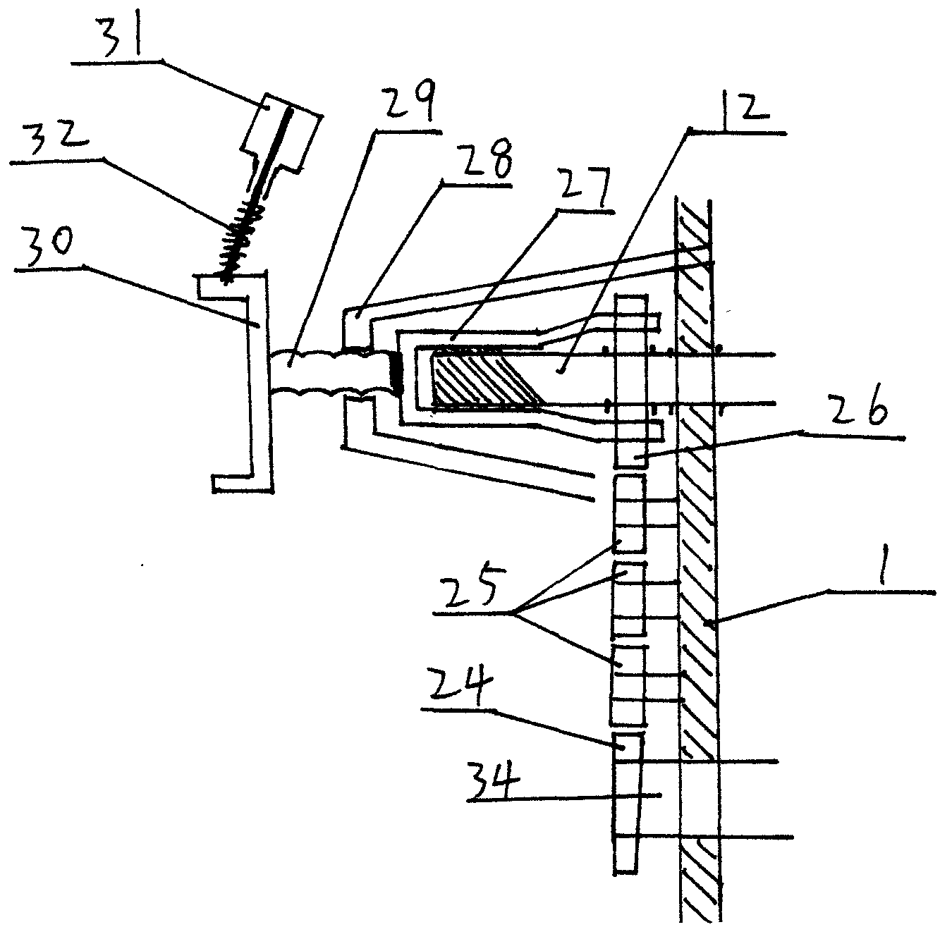 Engine with variable compression ratio