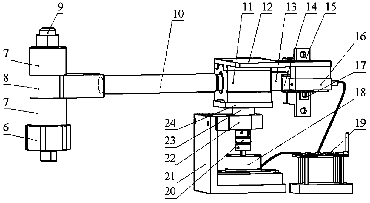 Integrated real-time measurement device for longitudinal crawling and close-fitting clearance of point rail