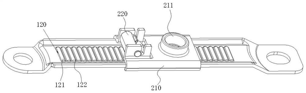 Safety belt, height adjusting device and adjusting method thereof