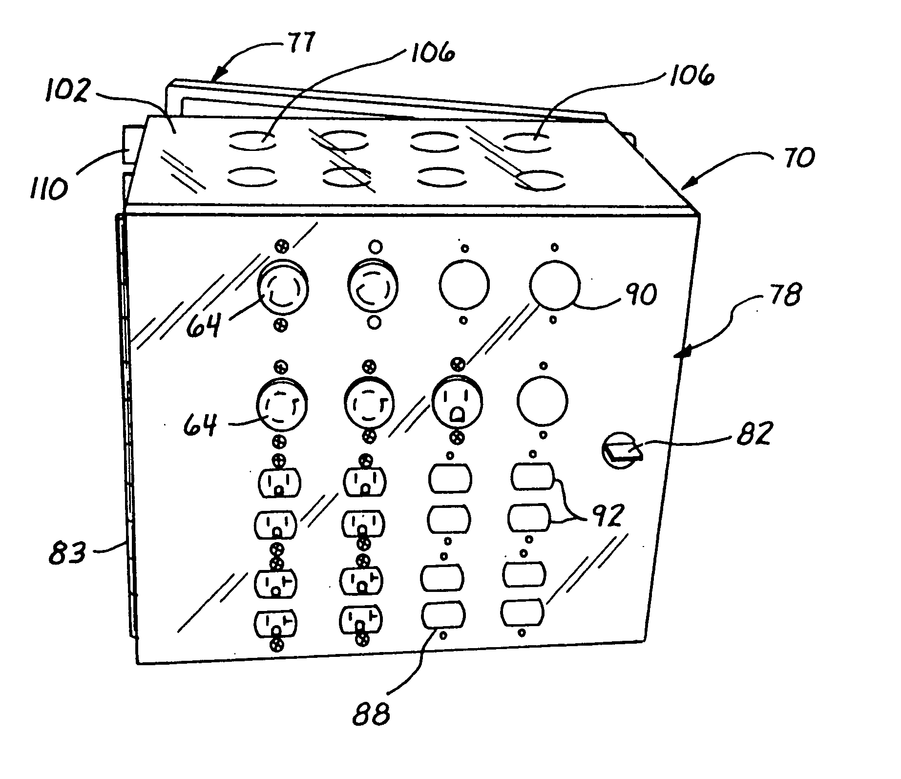 Rack mountable power distribution apparatus