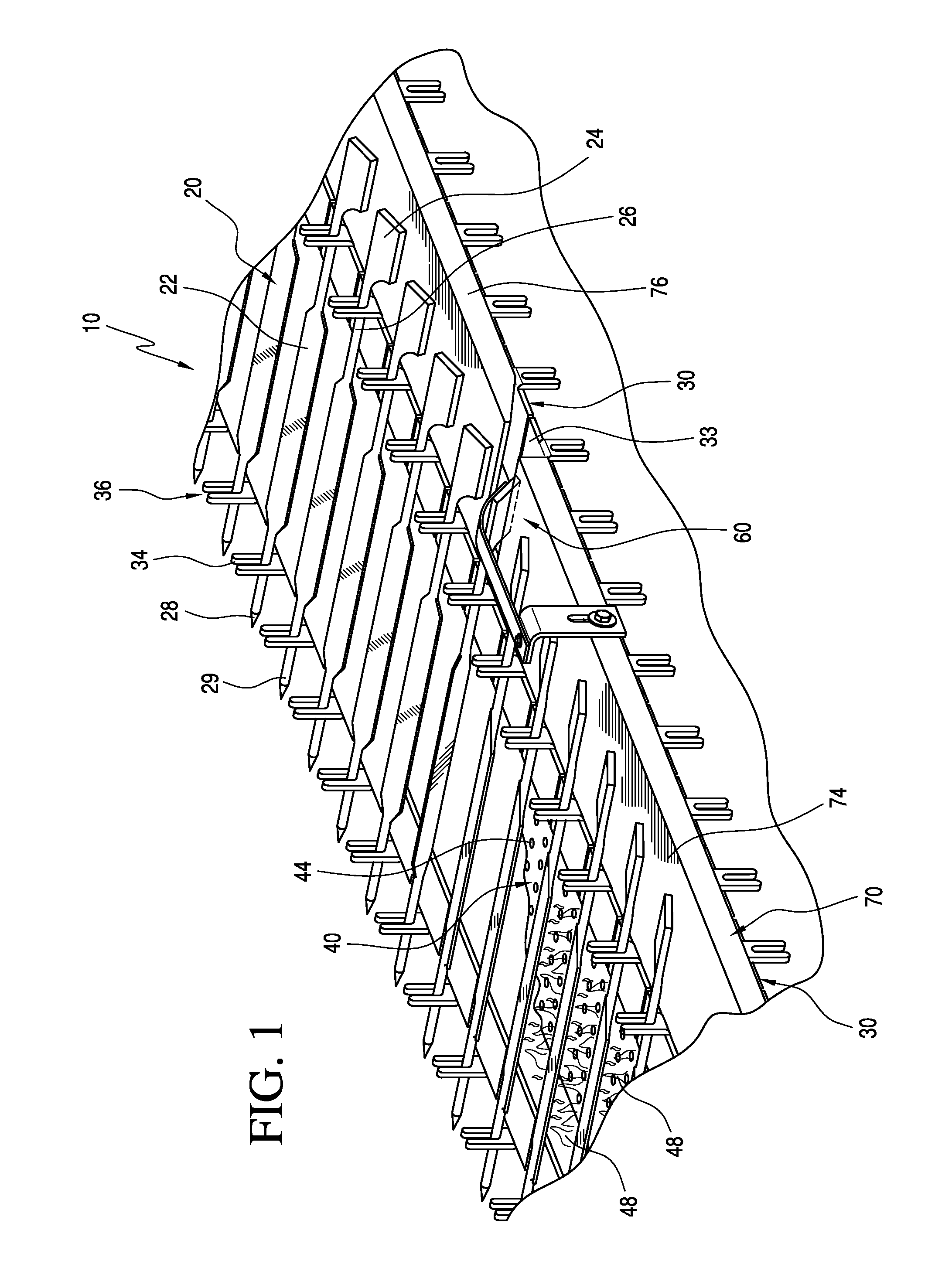 Automatic grill, in particular an automatic grill for evenly cooking food