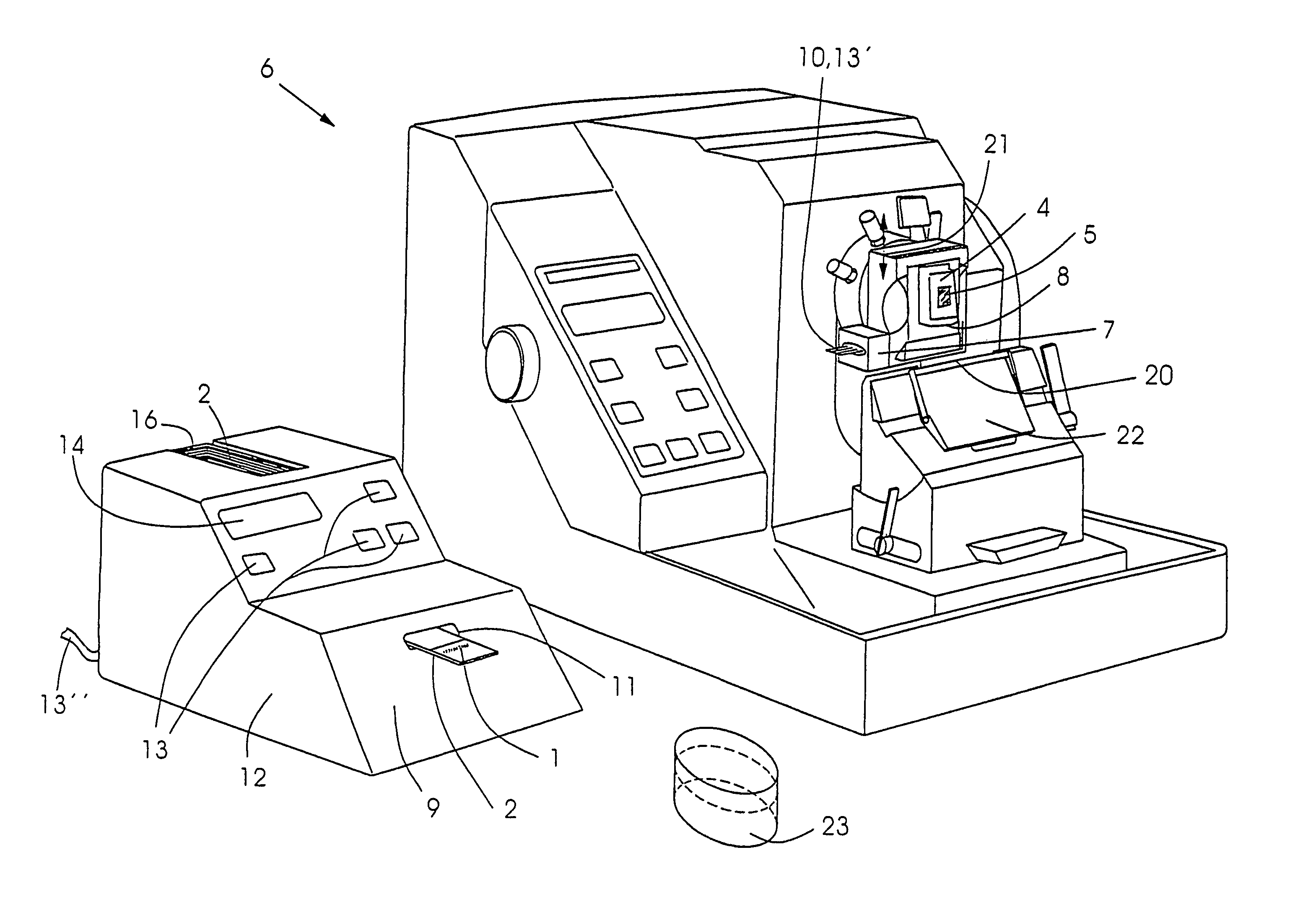 Method and devices for the cross-referencing of identification of tissue slice supports for microtomised analytical samples