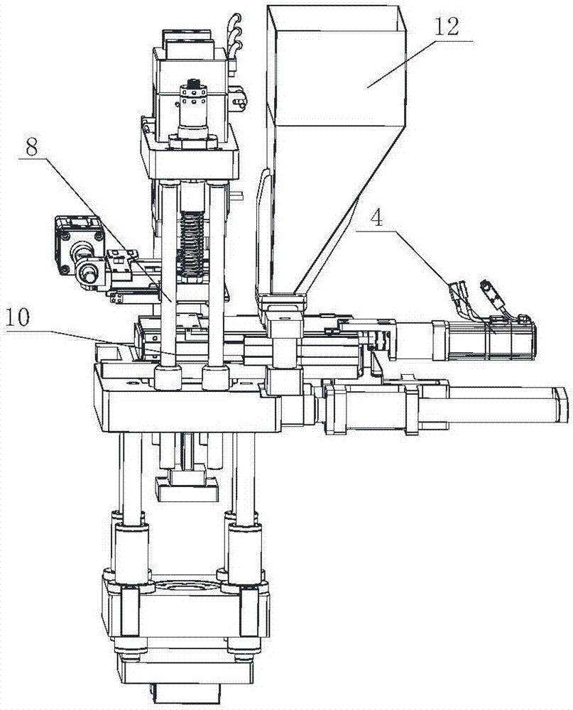 Carbon brush forming machine and quantitative powder feeding device thereof