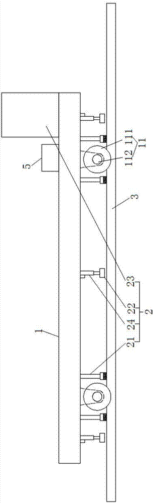 Carriage band sawing machine body with self-cleaning function