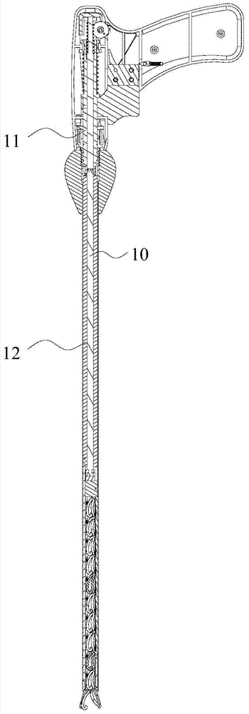 Clip applier capable of continuously releasing hemostatic clips