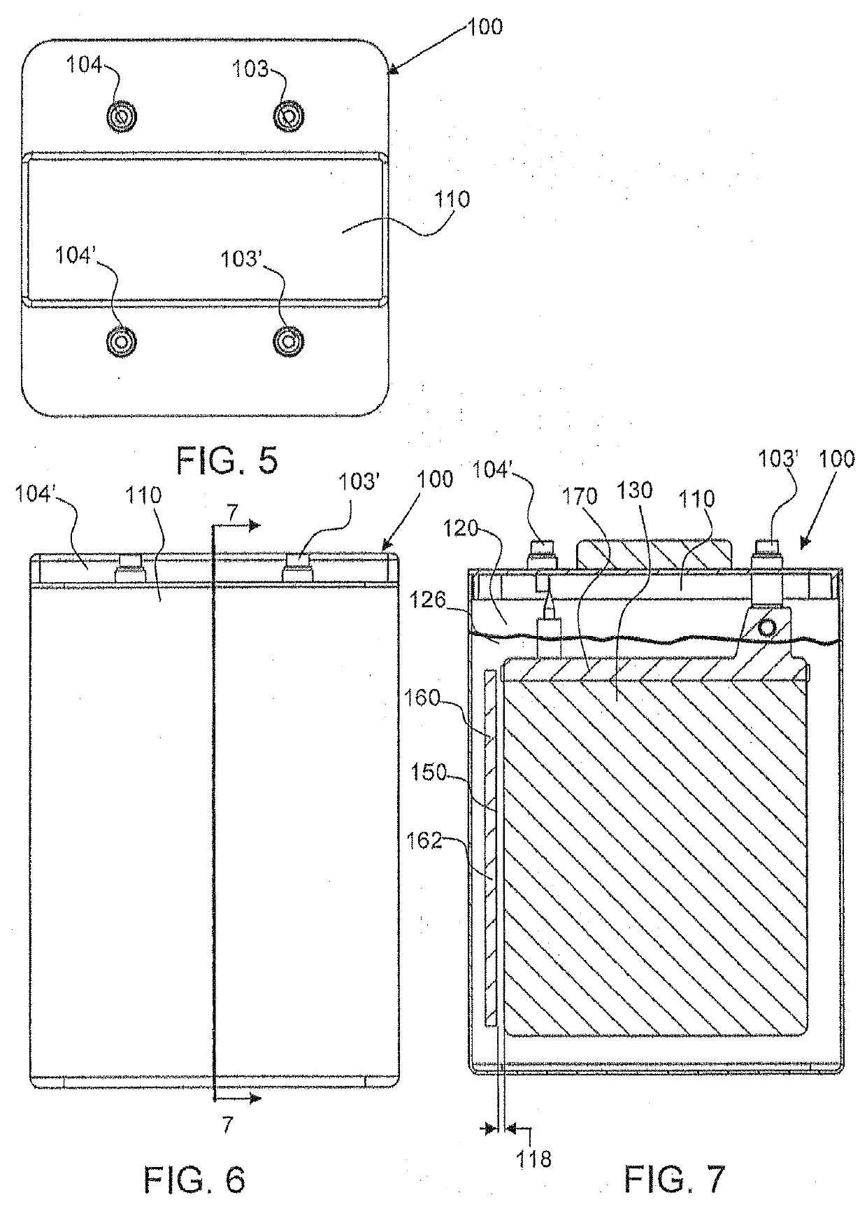 Electrochemical cell having orthogonal arrangement of electrodes