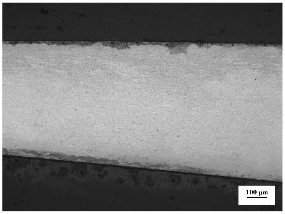 A deformed superalloy blade forging and precision forging method thereof