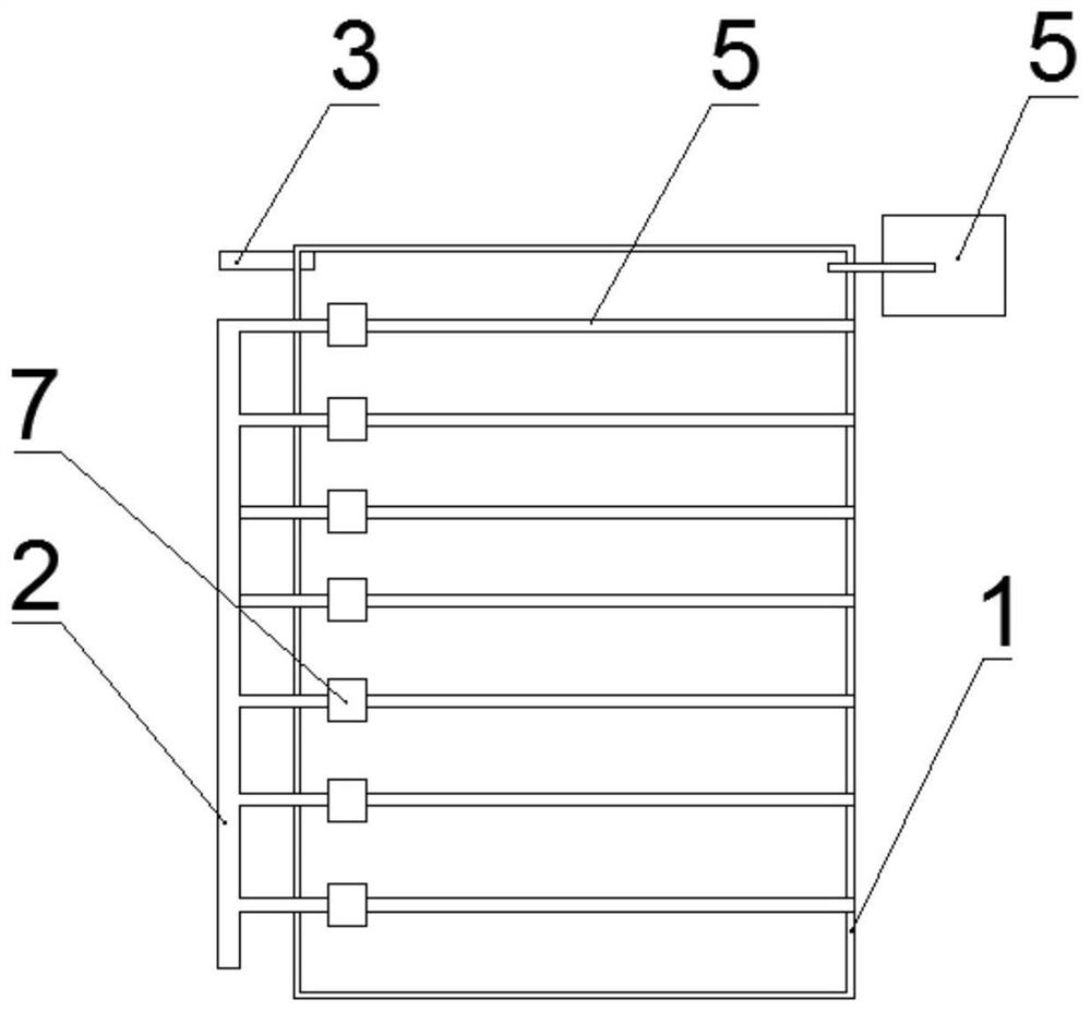 Preparation method and device for desalted larvae of small yellow croakers