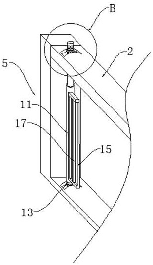 Prism structure with non-uniformly distributed bulge structures