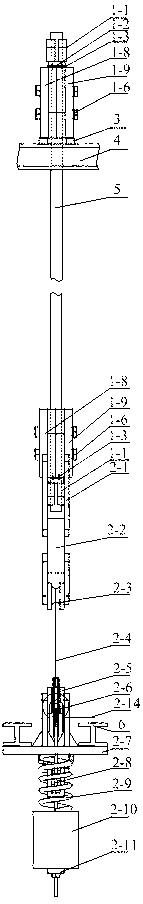 Wire rope guide rail tensioning device for mining elevator