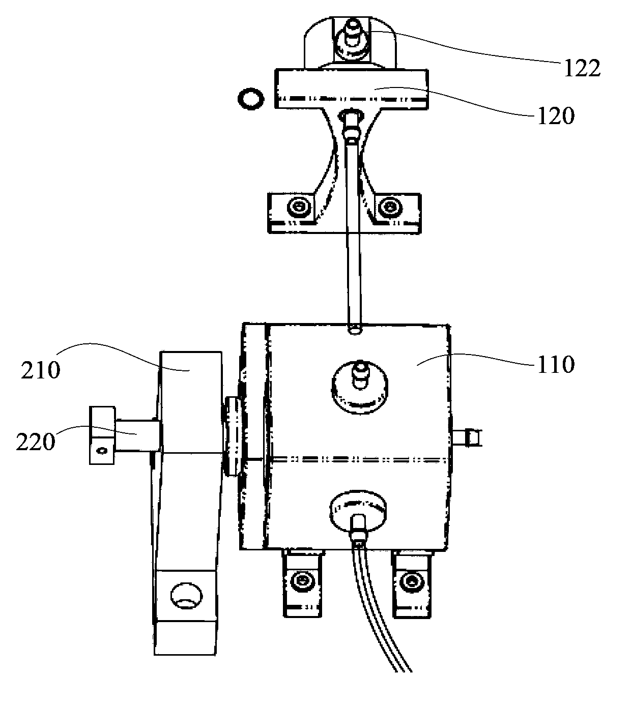 Invasive blood pressure testing device