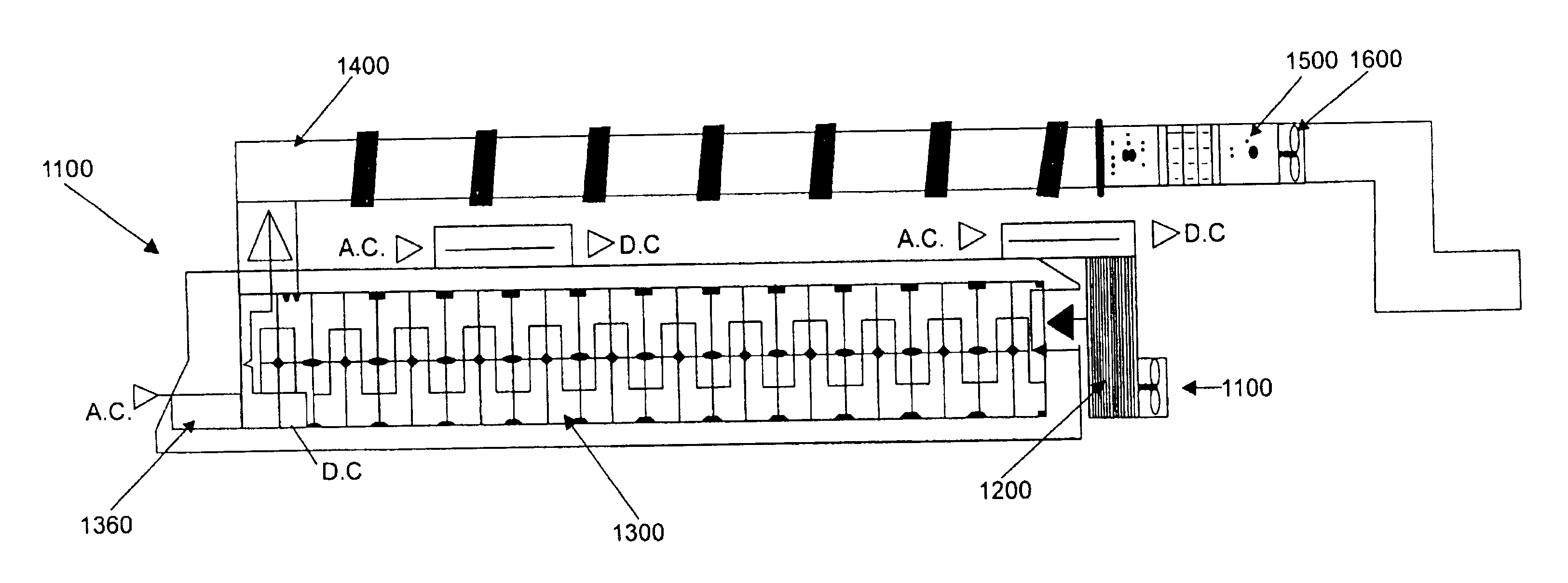 Combined system for removing contaminants from gas effluents