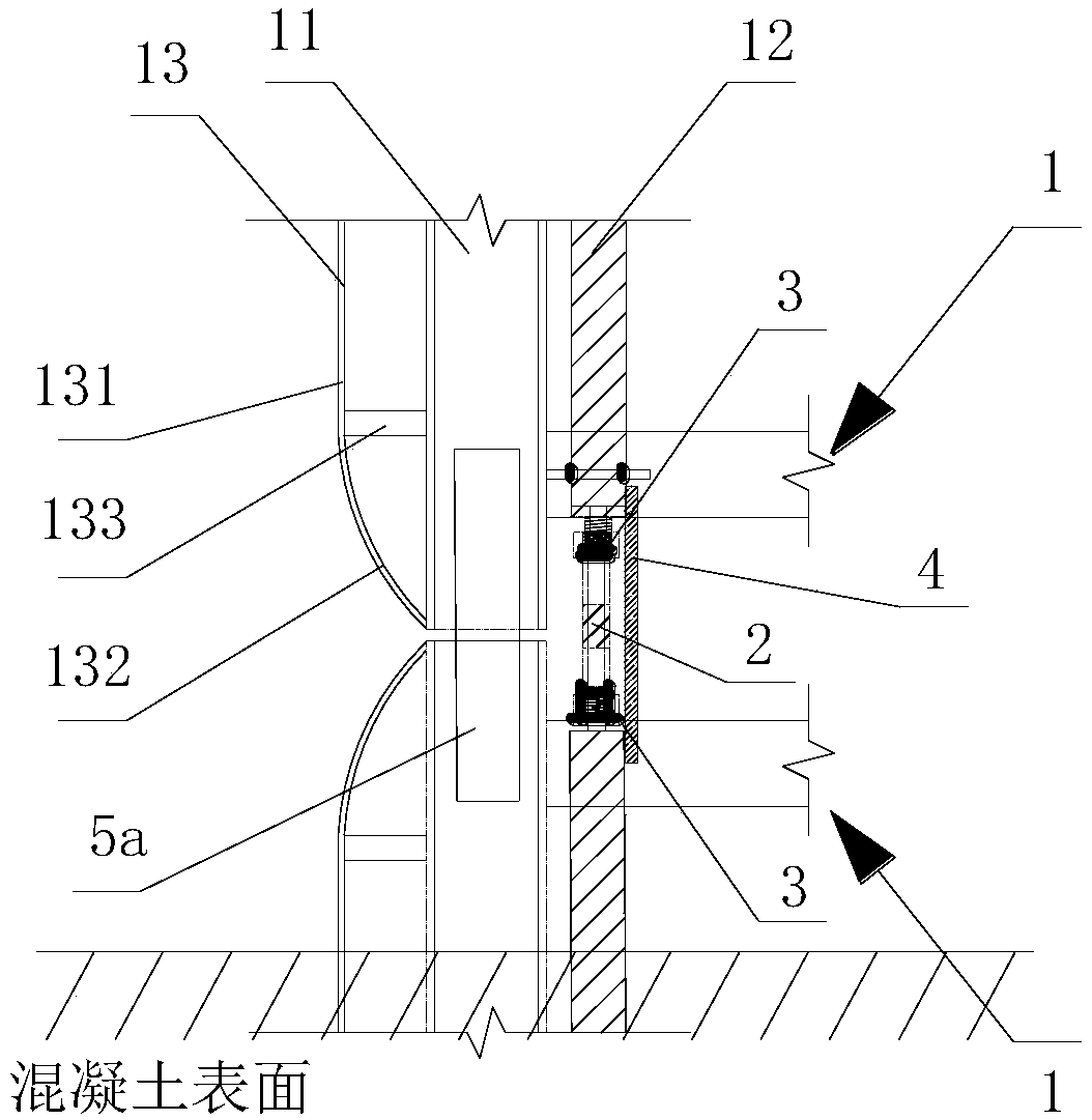 A grouting pipe frame for steel pipe piles and its laying method