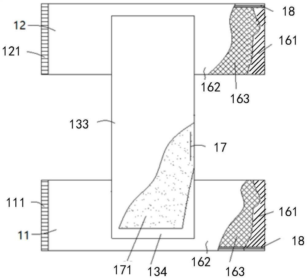 Disposable absorbent article