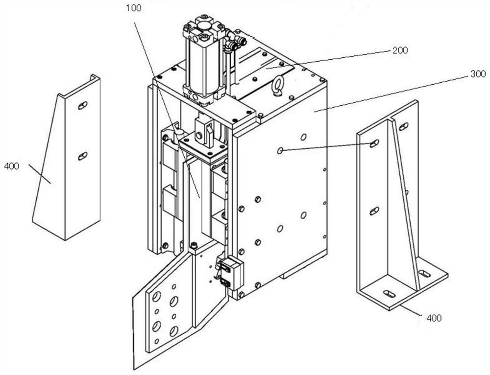 Welding machine output mechanism for special shaped finned tube