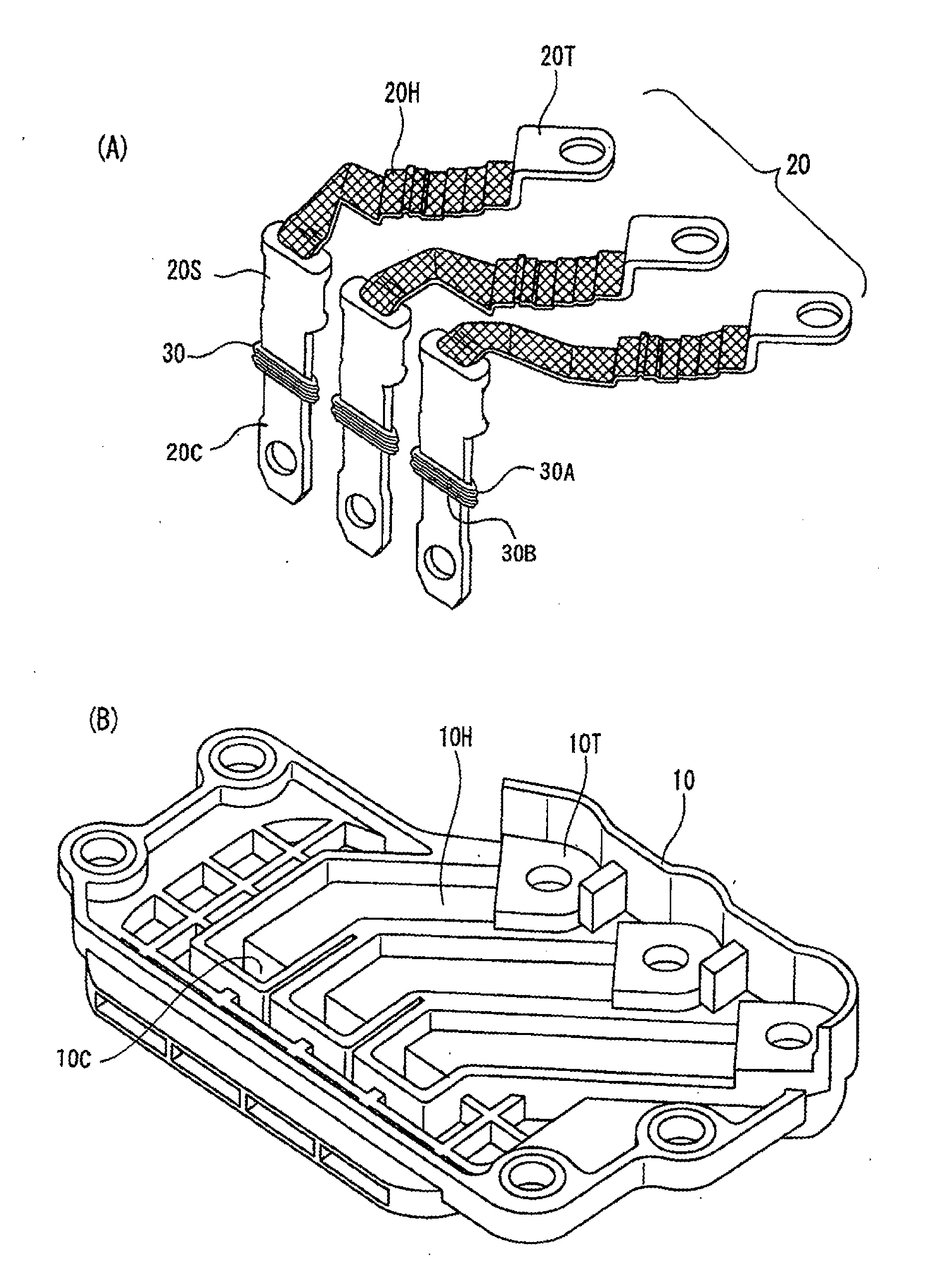 Inverter terminal board installed in motor case and packing