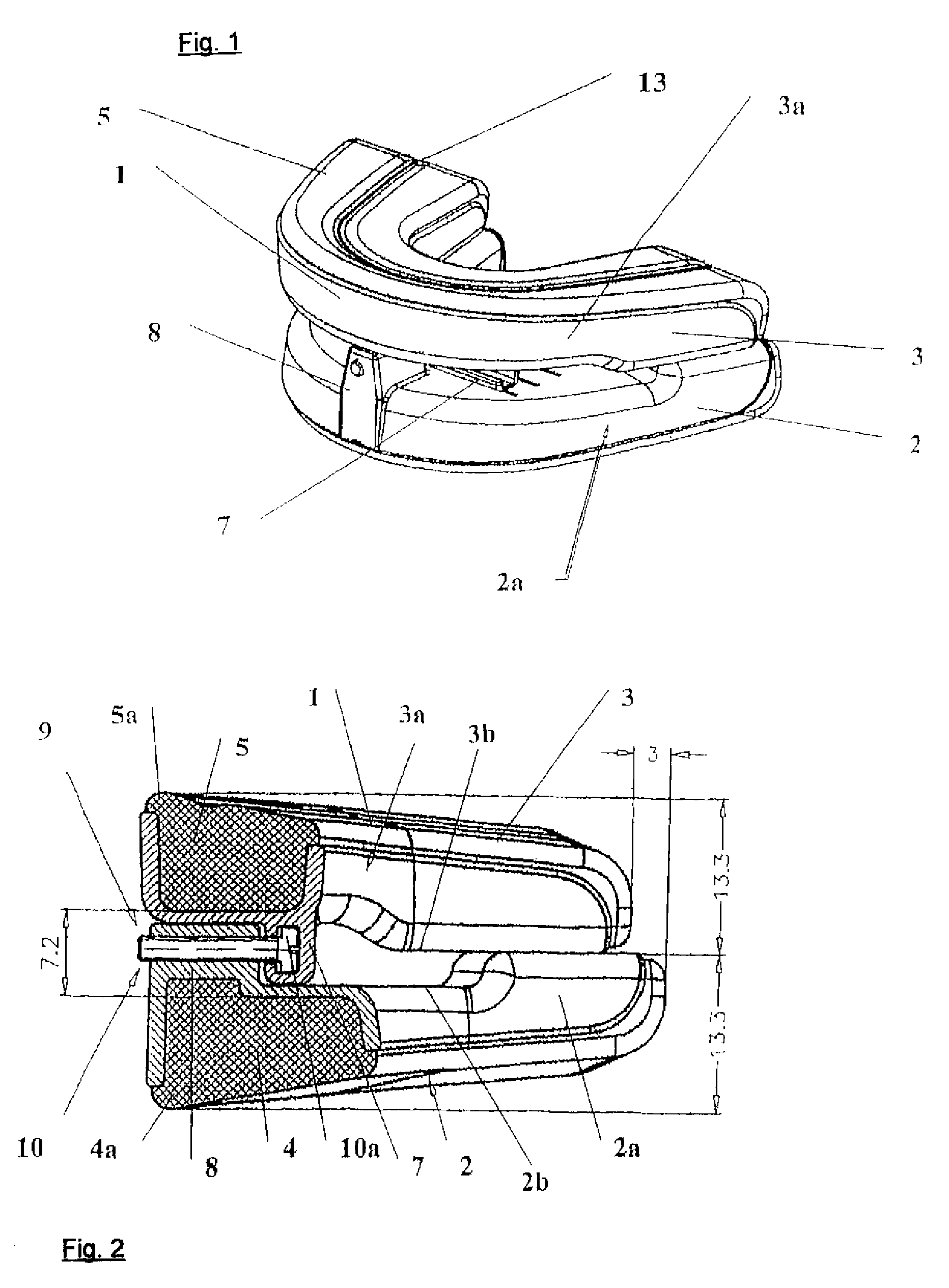 Continuously adjustable mandibular protrusion splint for treating snoring and obstructive sleep apnea