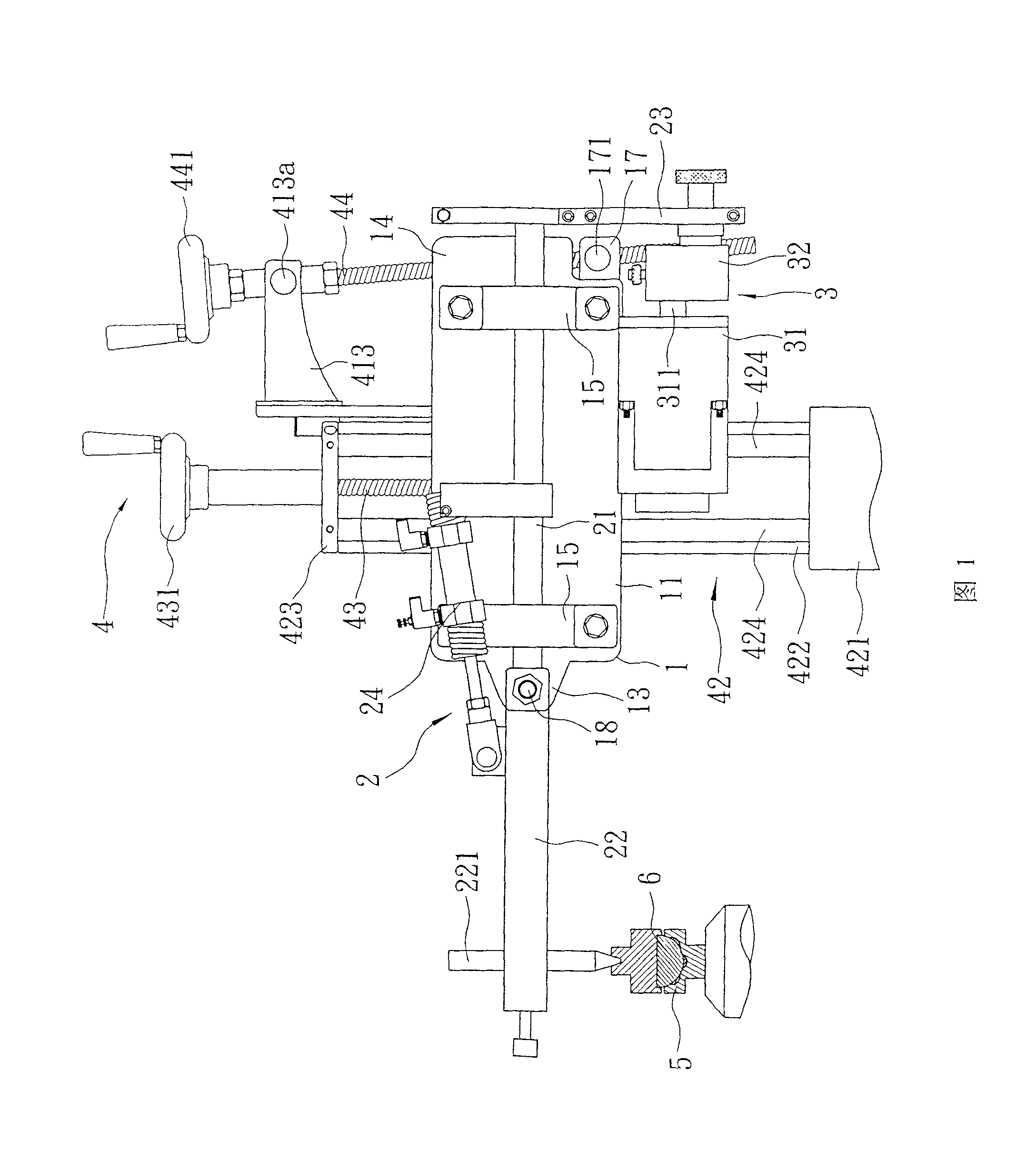 Adjustable lens grinding device according to lens centre and arc radius