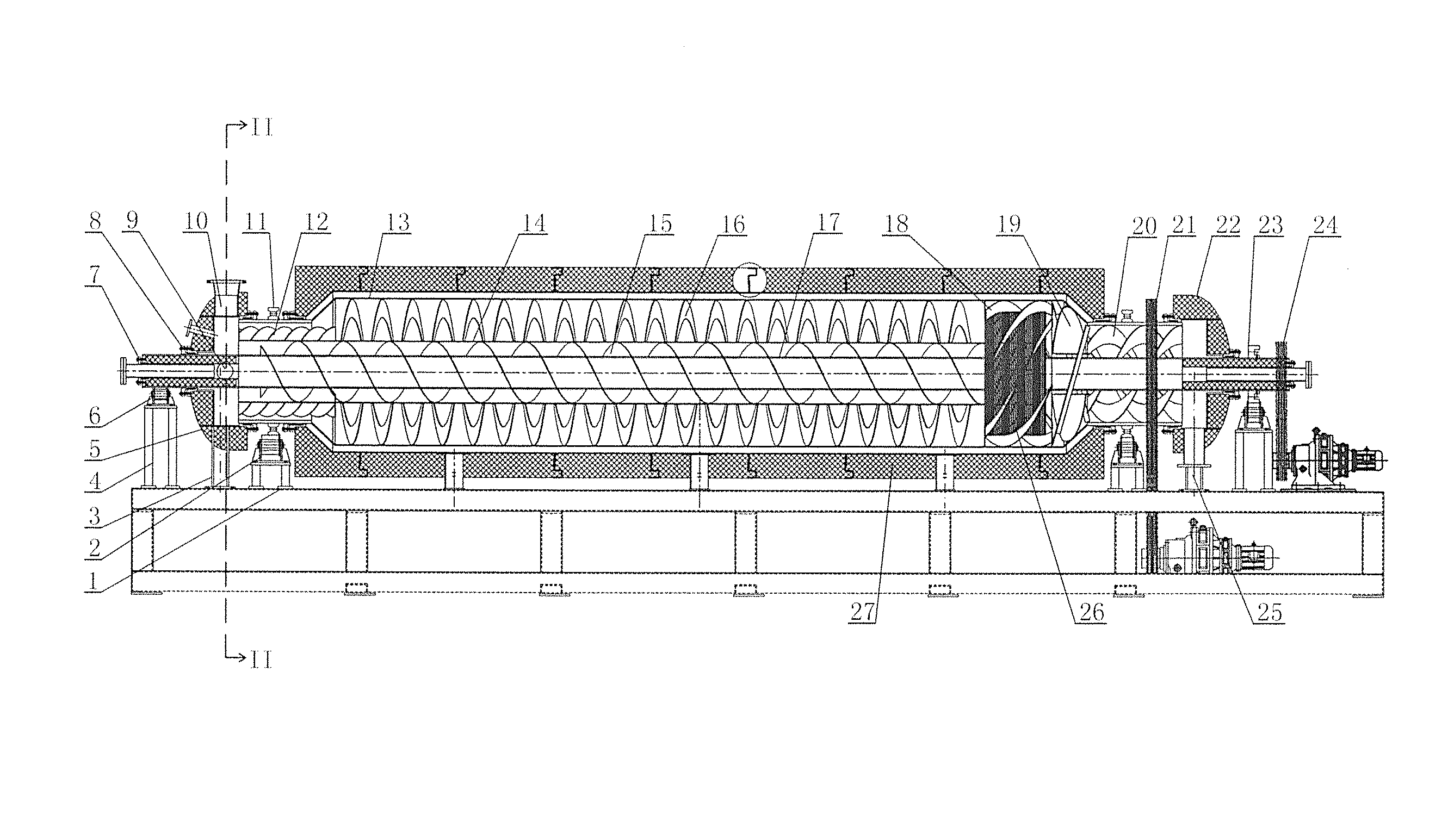 Industrial continuous cracking device of plastics