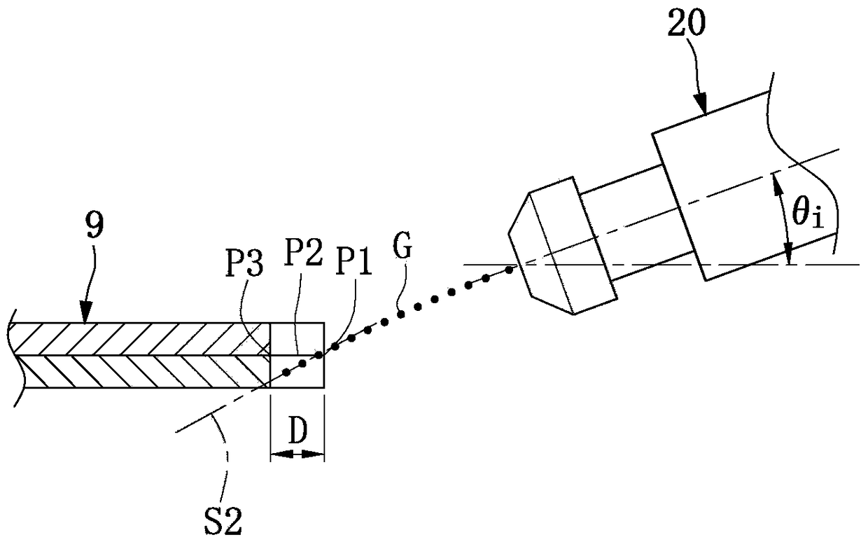 Dispensing mechanism with adjustable dispensing angle