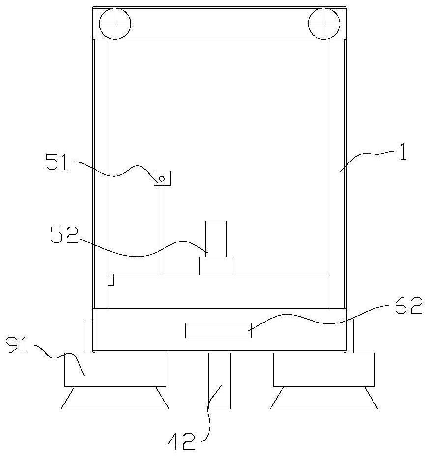 An unmanned cleaning vehicle and its driving method