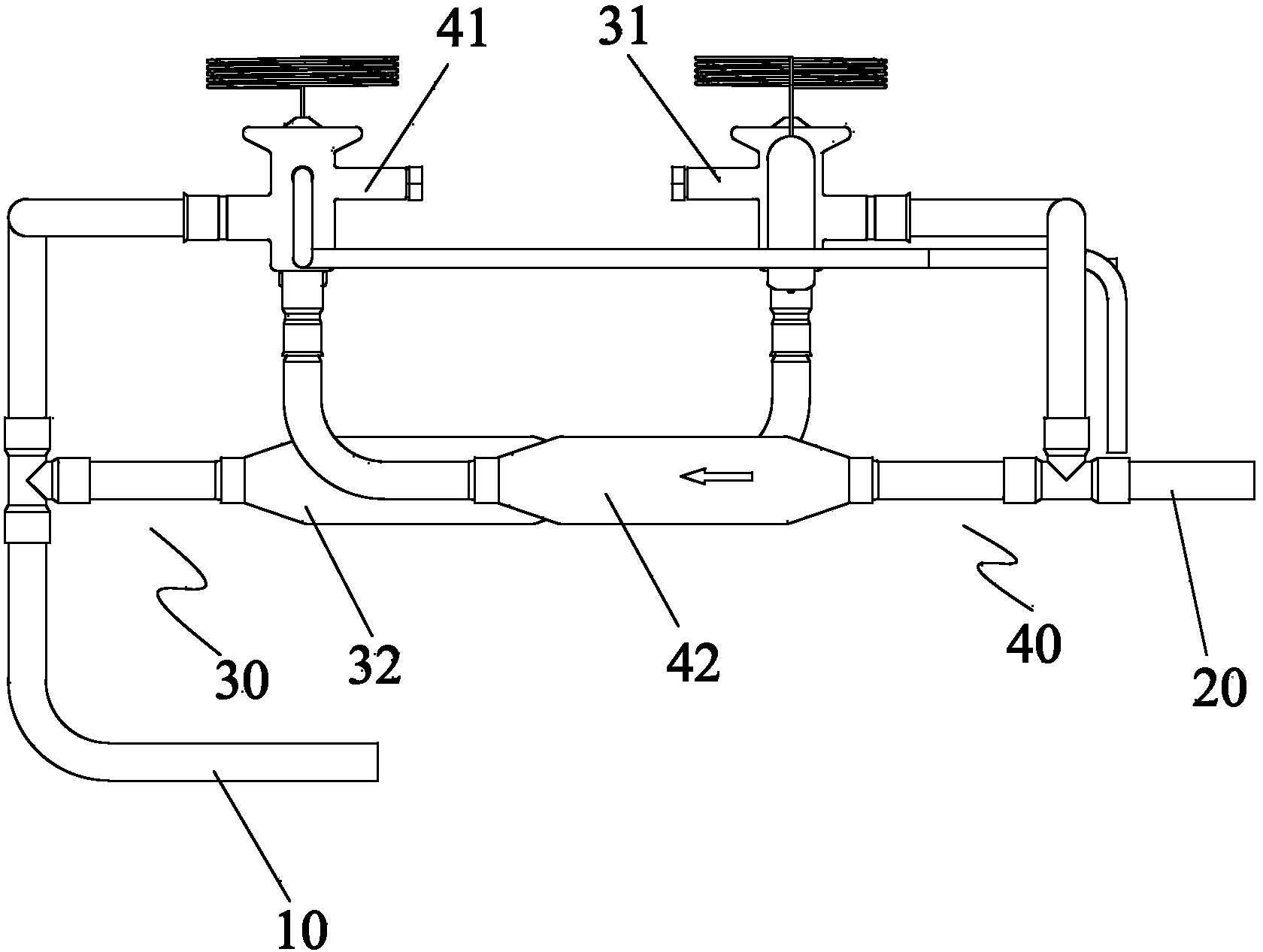 Expansion valve throttling structure and heat pump system containing same