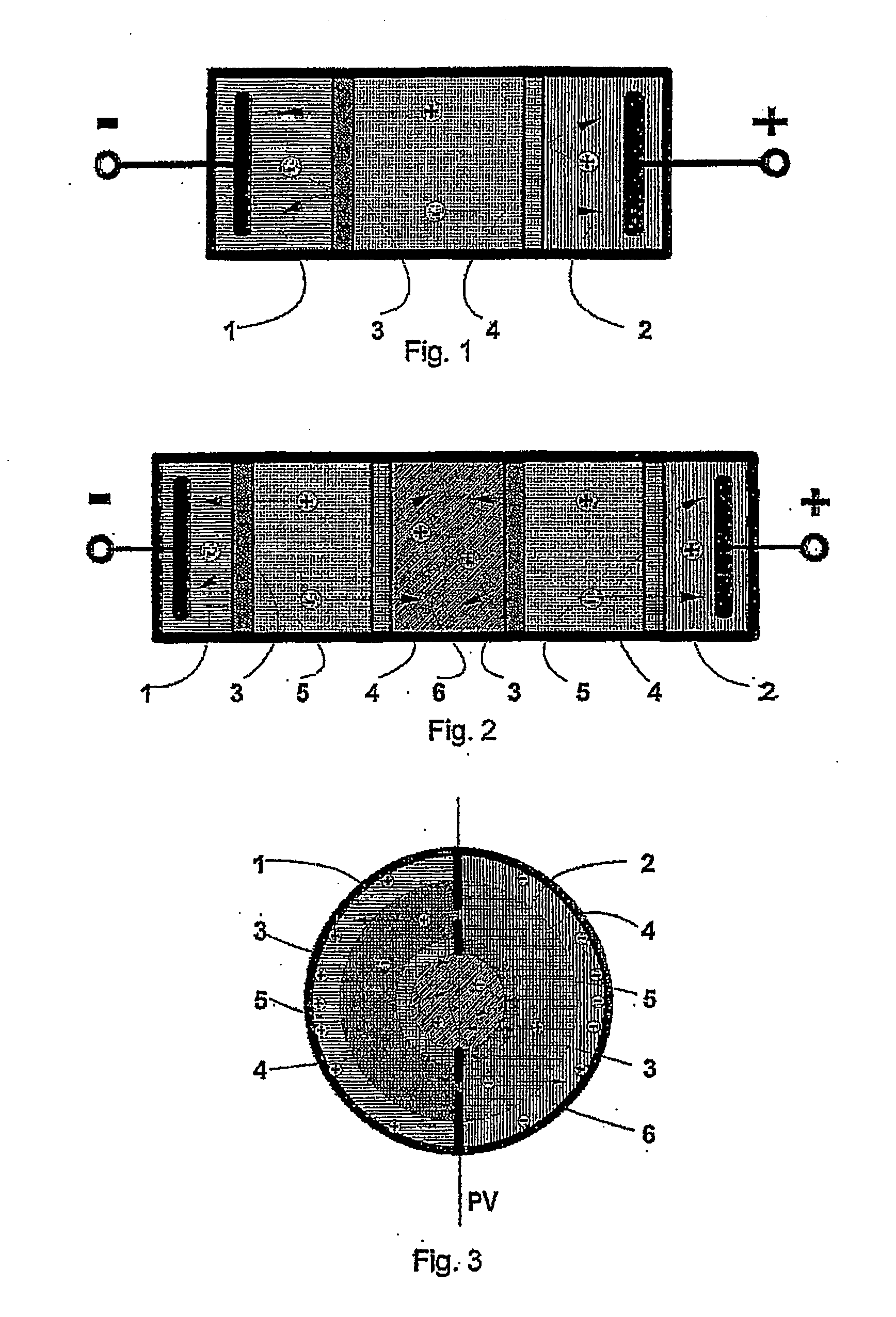 Device for deionizing saline solutions