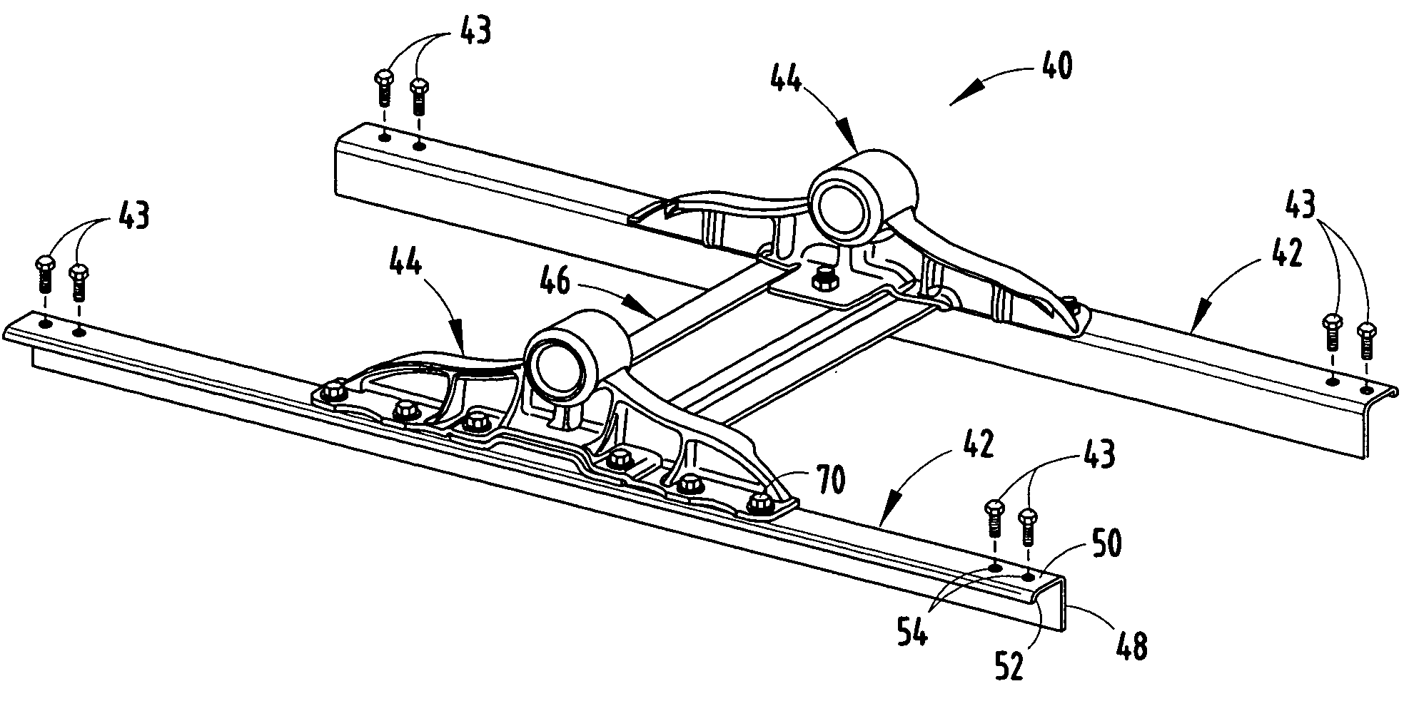 Fifth wheel mounting and cross member assembly