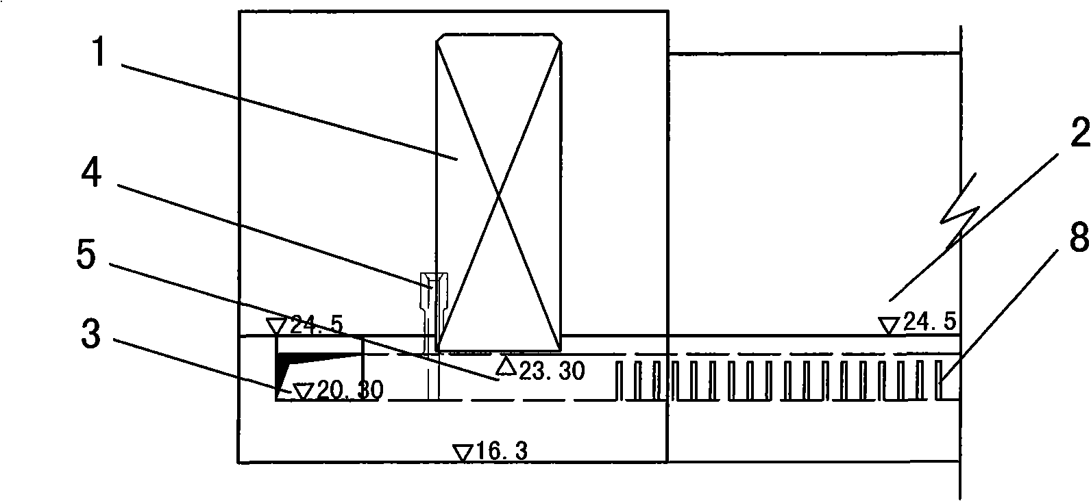 Ship lock concentration and dispersion delivery system without calm section