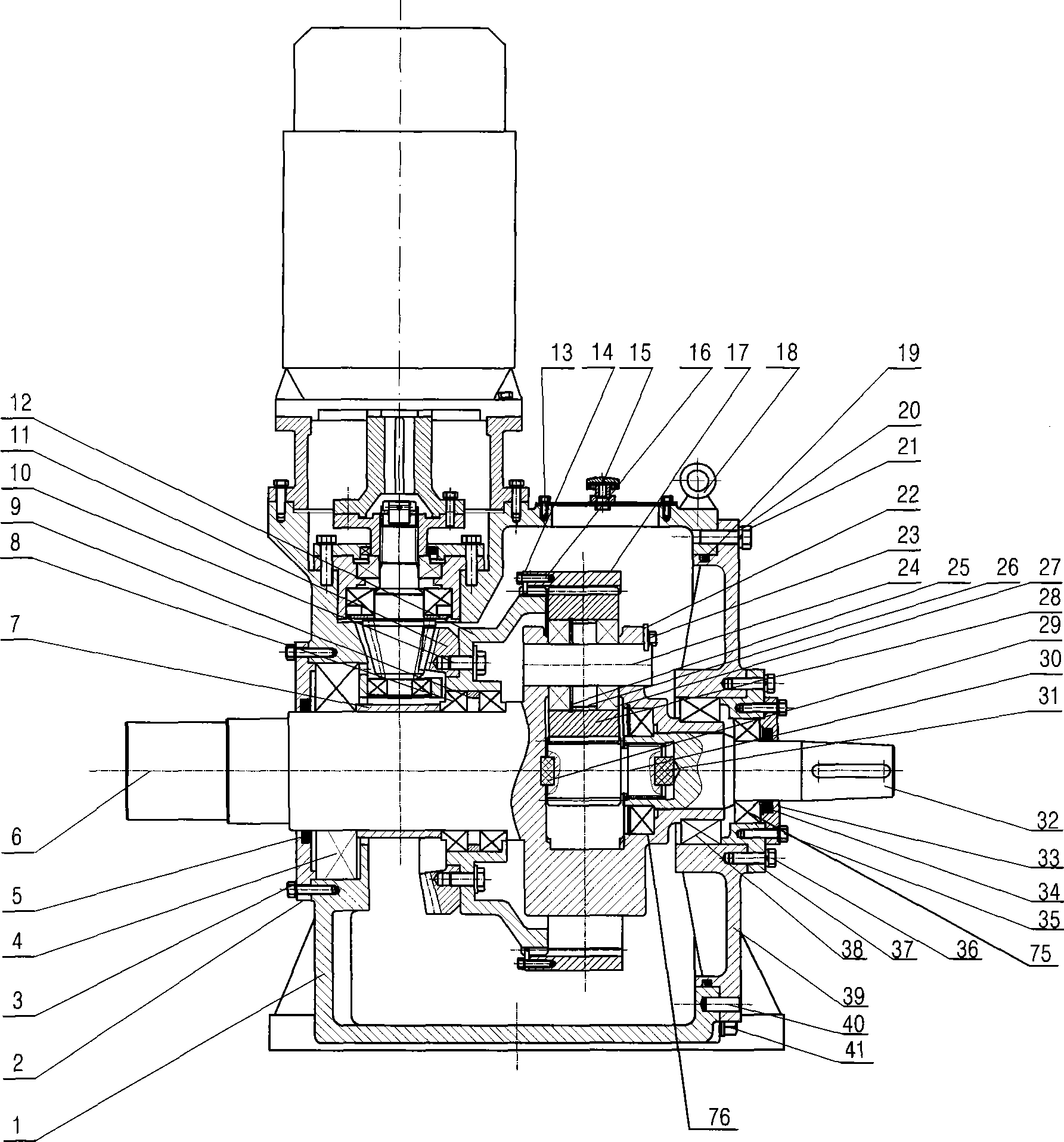 Mechanical electric liquid composite soft starting/stepless speed regulating transmission device for large power overloading equipment