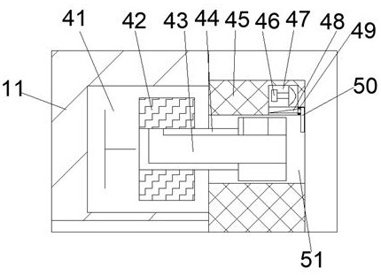 Device for heat exchange equipment cleaning