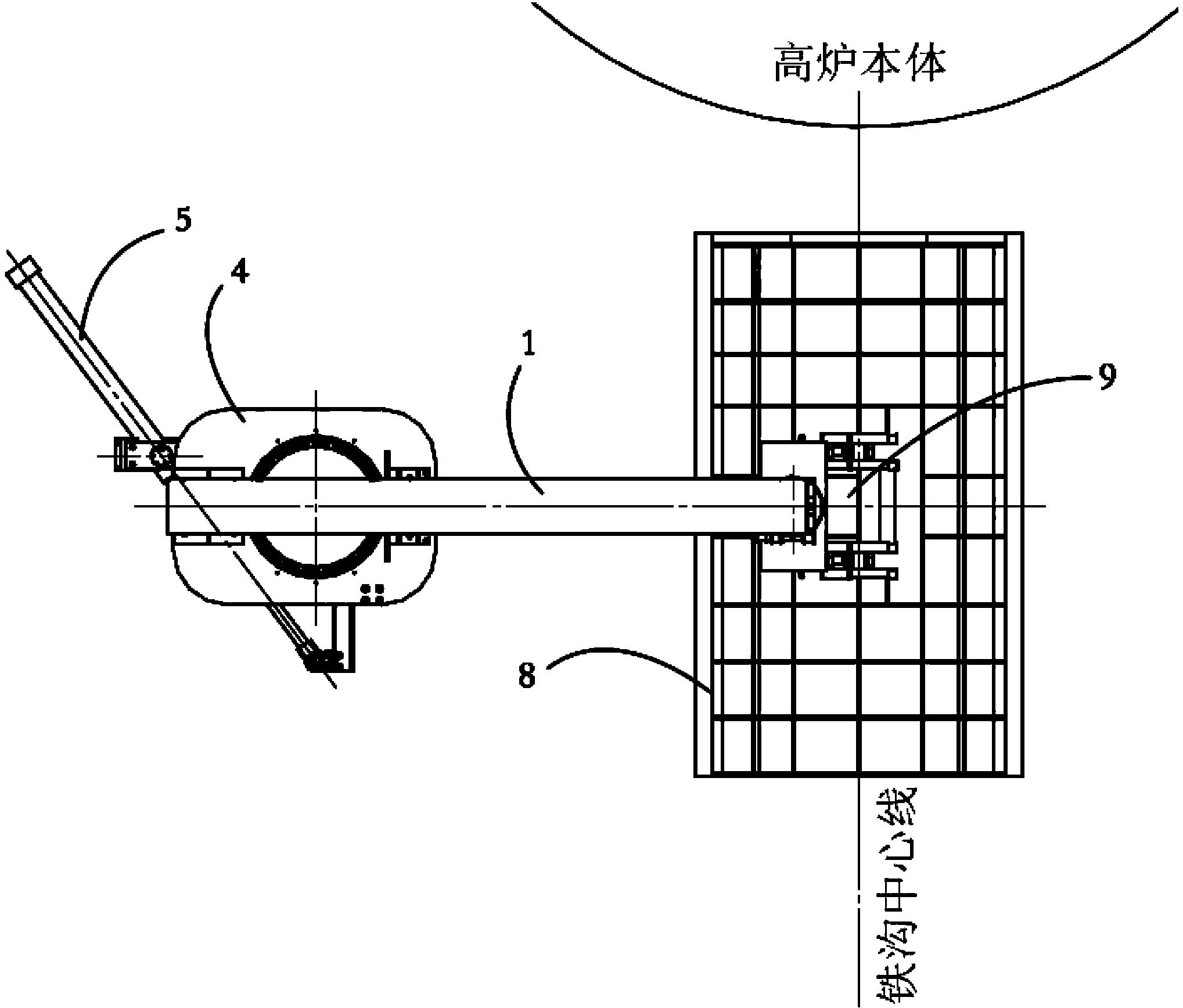 Rotary type uncovering machine and rotary type uncovering method for blast furnace iron runner