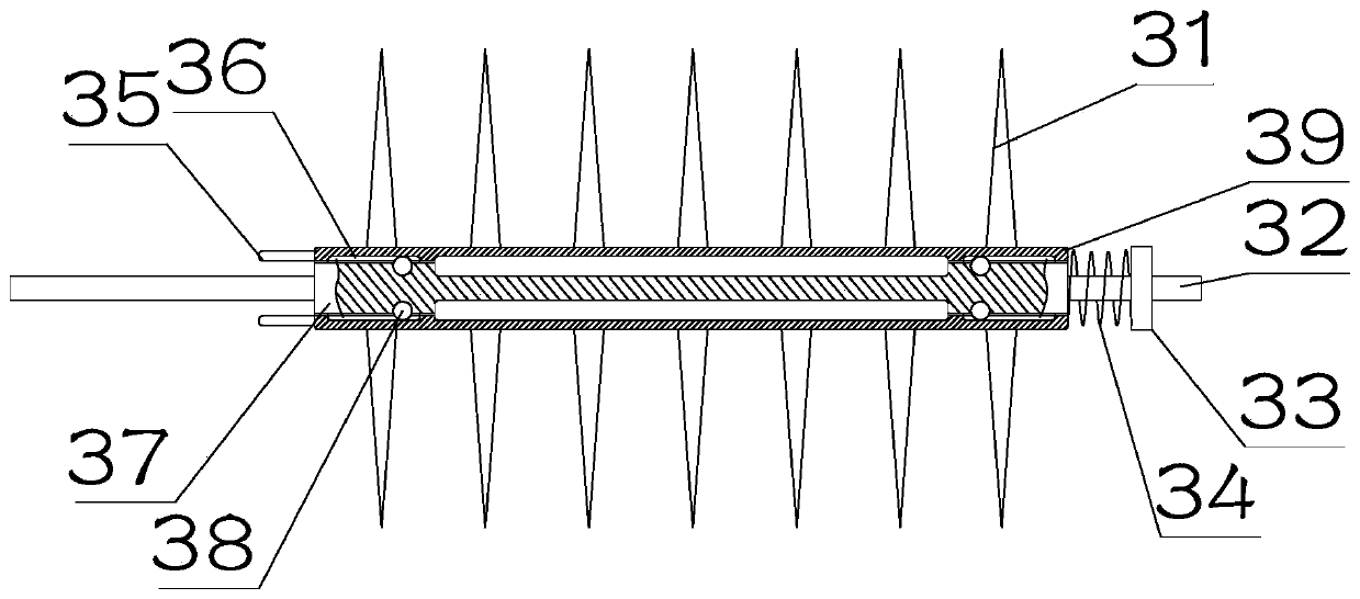 Medicinal material smashing and grinding device