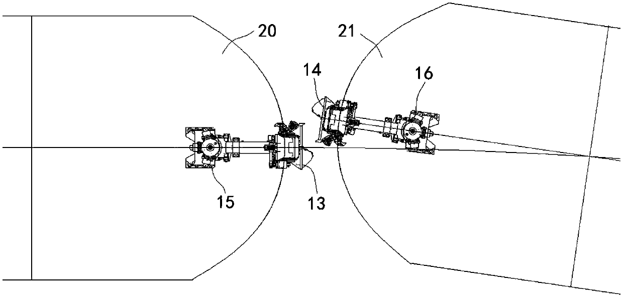 Aligning mechanism for vehicle couplers of rail vehicles and vehicle rescue method