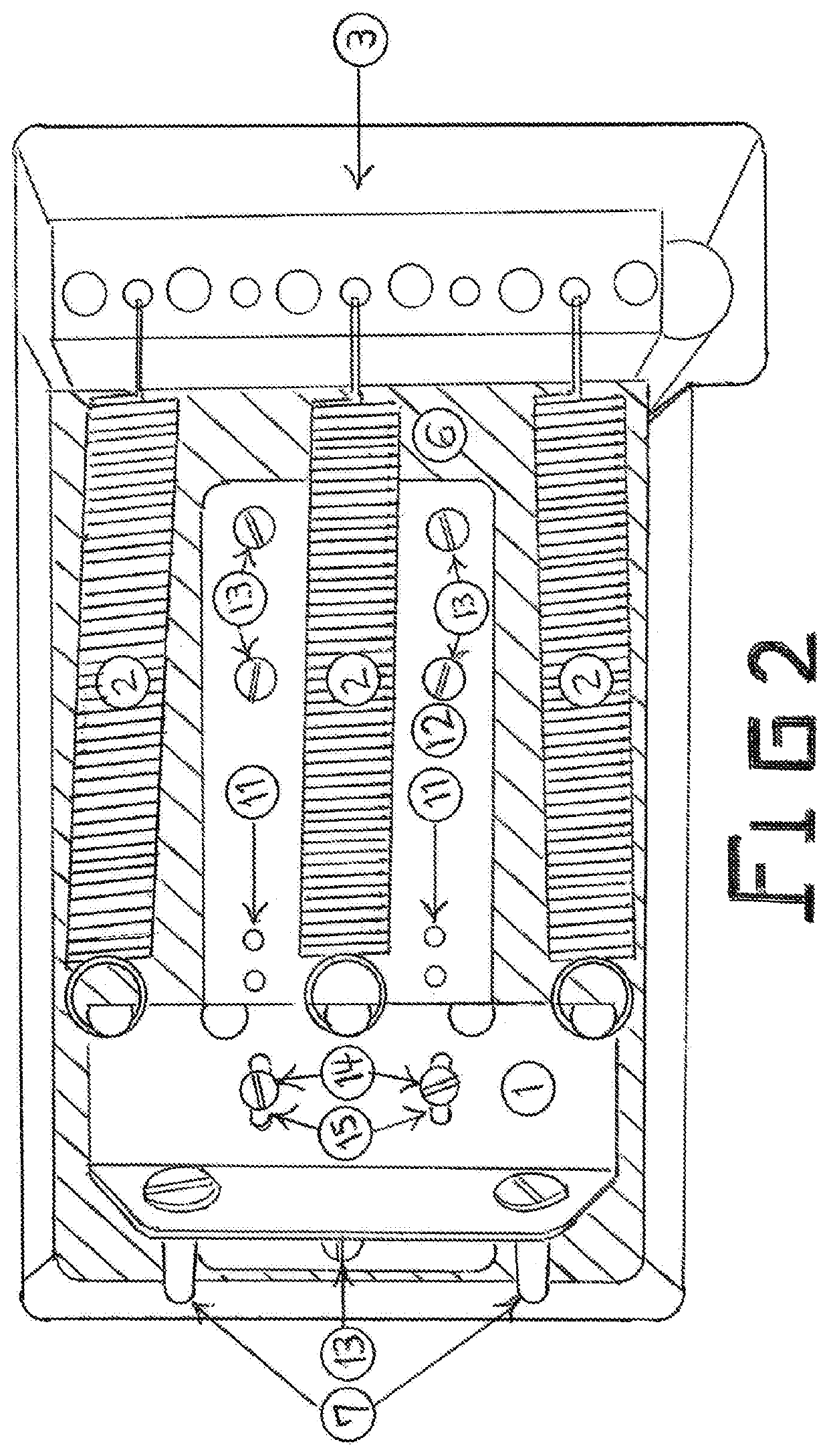 Fulcrum tremolo claw lock resonator