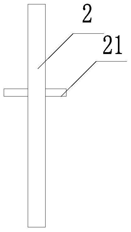 Solar water heater capable of automatically adjusting water supply manner