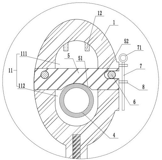 Reinforcement cage circulating reinforcement hanging device and using method thereof