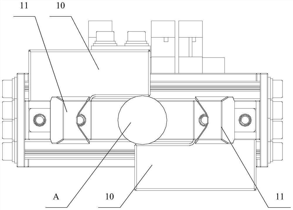 Test tube size information identification gripper device