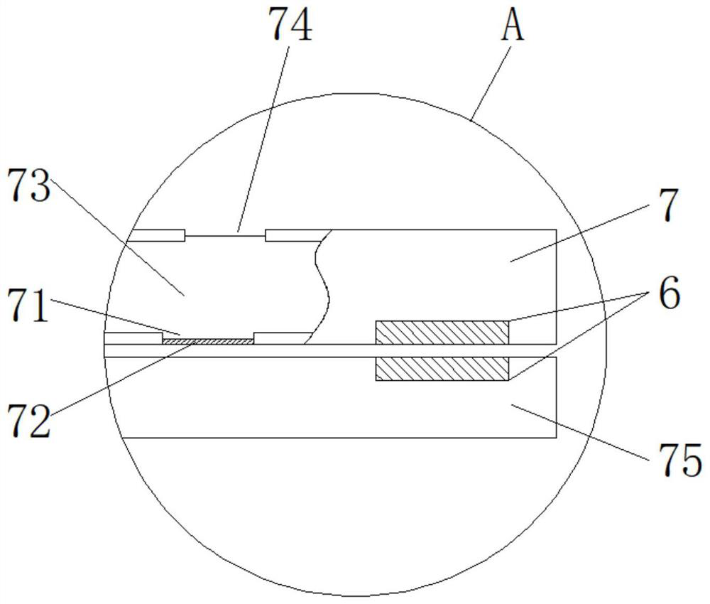 A compacting equipment for processing composite wood boards based on straw raw materials