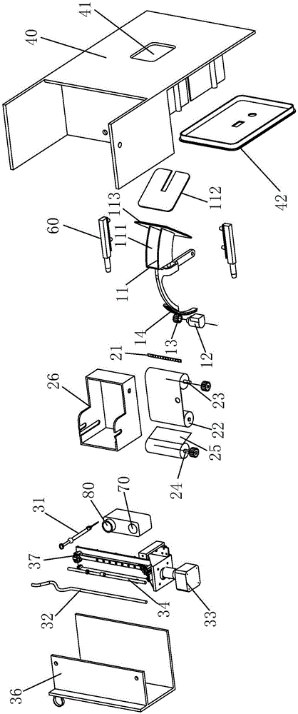 Automatic urine testing device and urine testing method thereof