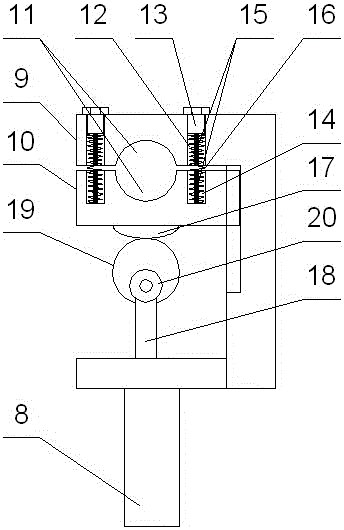 On-line de-icing device for power transmission line