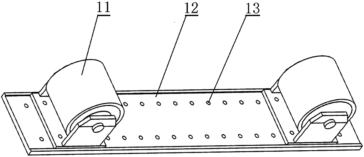 Large-pipe-diameter thin-wall pipe post-welded heat treatment device and using method thereof