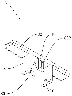 Pipeline flange connecting device and fluid equipment using same